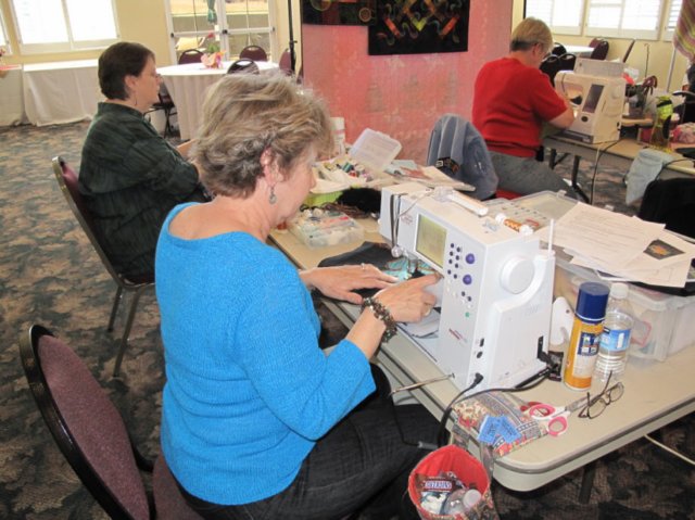 quiltcampday215.jpg